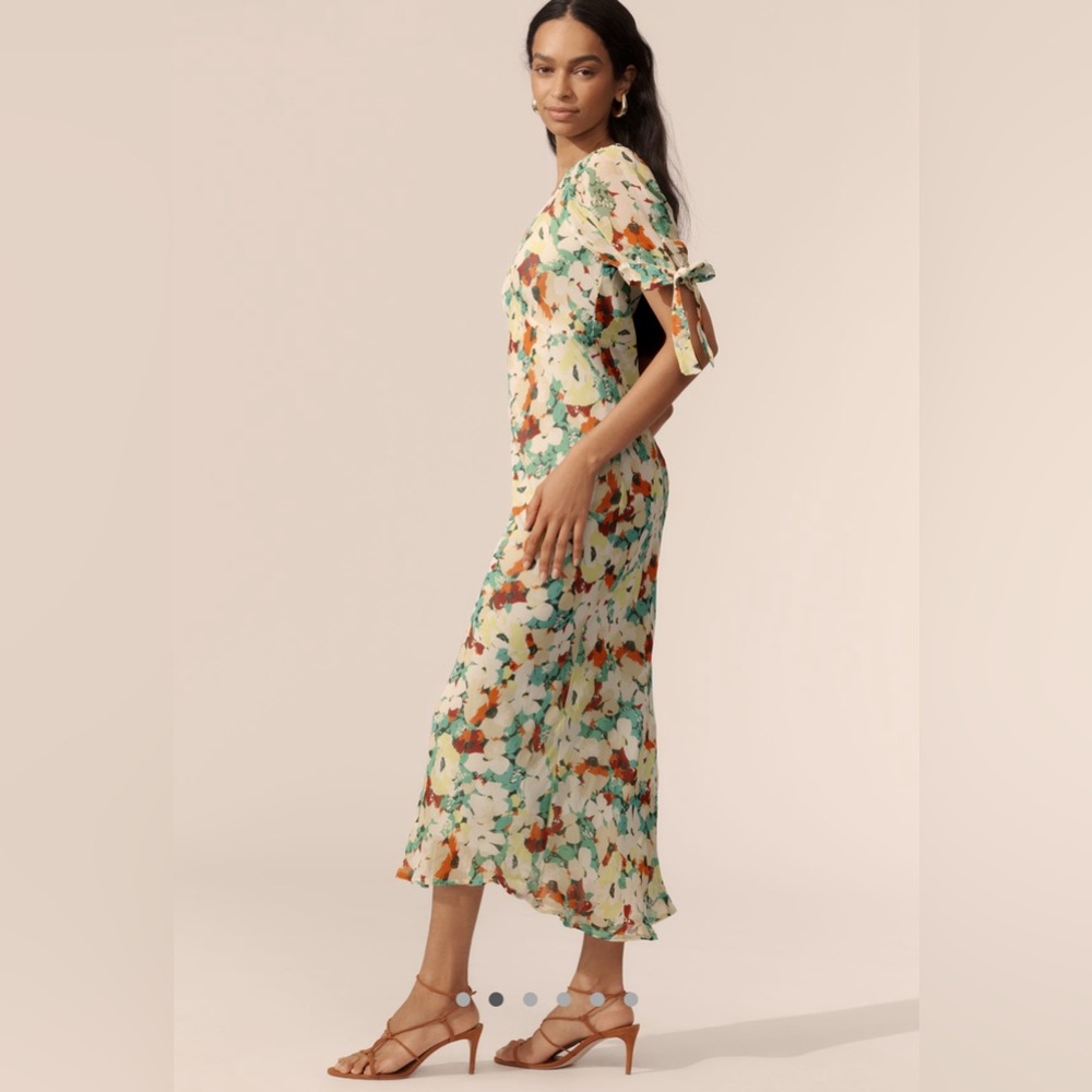 By Anthropologie short sleeve v neck slip midi Dress - Picture 2 of 10